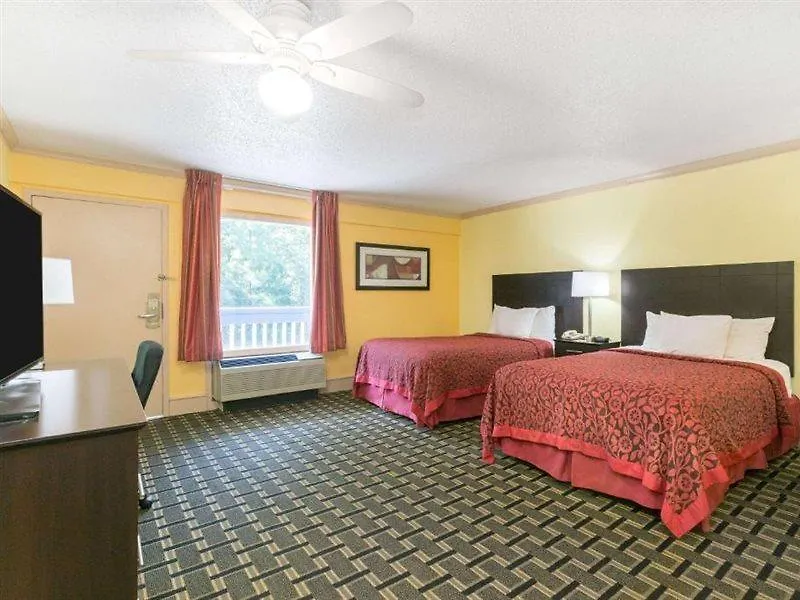 ** Hotel Days Inn By Wyndham Savannah Airport États-Unis