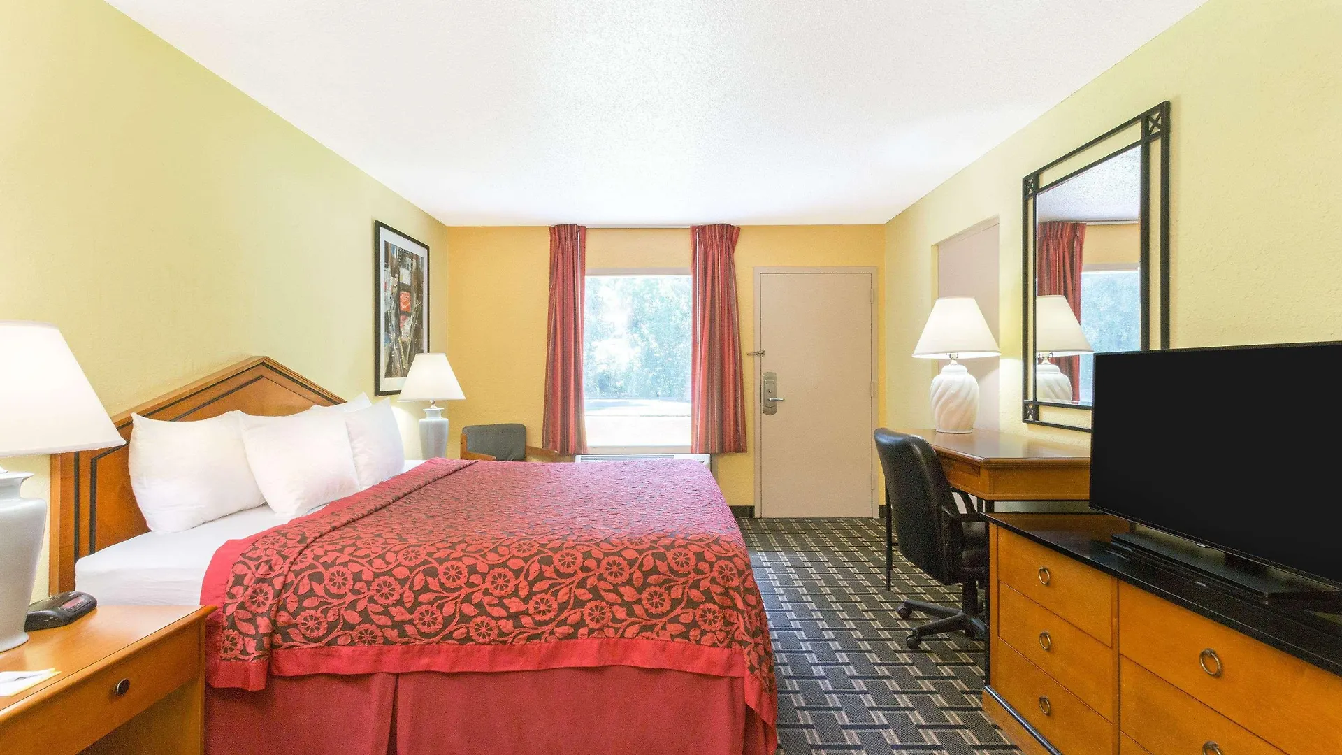 Otel Days Inn By Wyndham Savannah Airport
